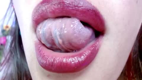 Snapshot of miss_evoleth2 chatting on 20, 2, 2025 Miss Evoleth online show from 20, 2, 2025