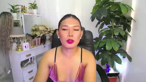 Snapshot of miss_fhakarat chatting on 19, 10, 2025 miss_fhakarat online show from 19, 10, 2025