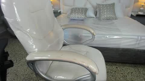 Snapshot of miss_francheska chatting on 2, 2, 2026 Francheska online show from 2, 2, 2026