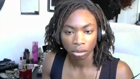 Snapshot of miss_ivory chatting on 5, 1, 2026 Miss Ivory online show from 5, 1, 2026