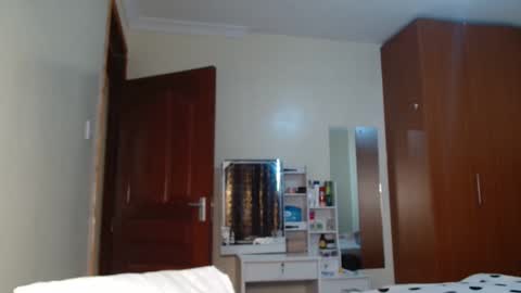 Snapshot of miss_kiarrafit chatting on 7, 12, 2024 Miss Kiarrafit online show from 7, 12, 2024