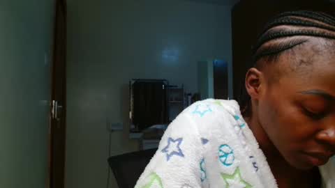 Snapshot of miss_kiarrafit chatting on 13, 12, 2024 Miss Kiarrafit online show from 13, 12, 2024