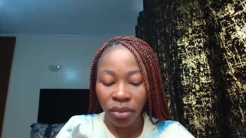 Snapshot of miss_kiarrafit chatting on 18, 2, 2025 Miss Kiarrafit online show from 18, 2, 2025