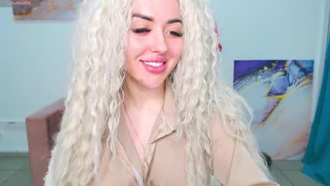 miss_kiten online show from 19, 2, 2025