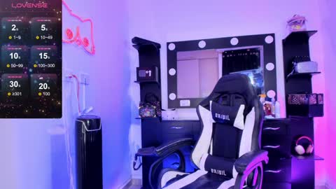 Miss Kittyn online show from 30, 1, 2025