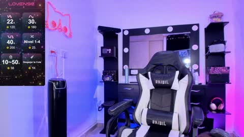 Miss Kittyn online show from 6, 2, 2025