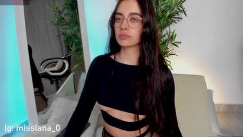 Snapshot of miss_lanaa chatting on 5, 1, 2025 Alana online show from 5, 1, 2025