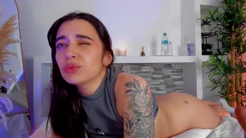 Snapshot of miss_lanaa chatting on 3, 3, 2025 Alana online show from 3, 3, 2025