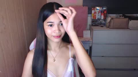 Snapshot of miss_lei18 chatting on 6, 3, 2025 leii online show from 6, 3, 2025