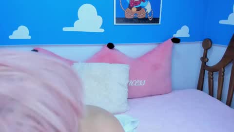 miss_lucyla online show from 6, 10, 2025