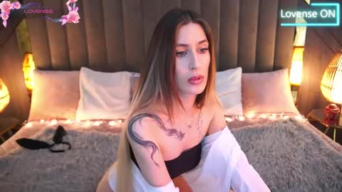   online show from 22, 2, 2025