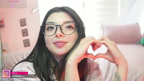 Alejandra online show from 15, 4, 2026