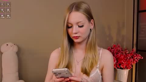 Snapshot of miss_nicoletta chatting on 5, 7, 2026 Nicole online show from 5, 7, 2026