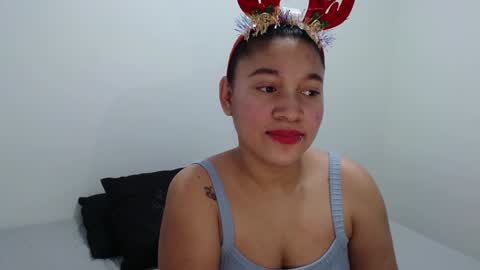 Snapshot of miss_rose1 chatting on 19, 12, 2024 ROS online show from 19, 12, 2024