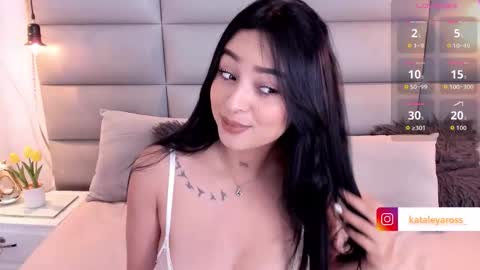 onlyfanskataleyaross online show from 15, 10, 2025