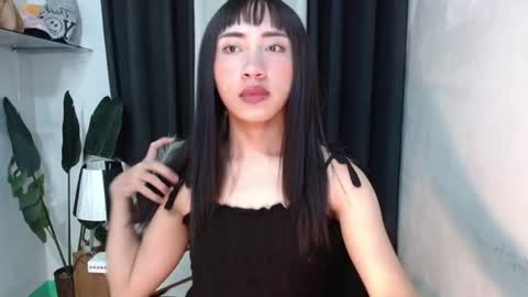 miss_shainia online show from 10, 7, 2026