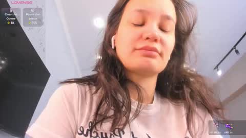 Snapshot of miss_shine_ chatting on 12, 2, 2025 Miss shine online show from 12, 2, 2025