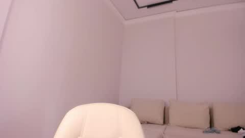 Snapshot of miss_shine_ chatting on 15, 9, 2025 Miss shine online show from 15, 9, 2025