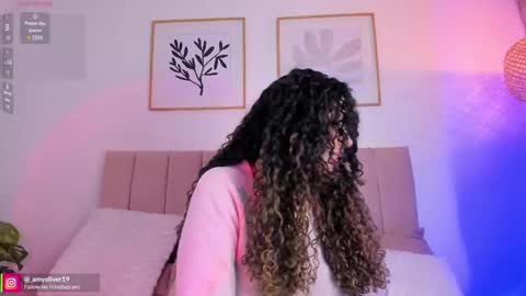 Amy Olivera online show from 1, 3, 2025