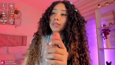 Amy Olivera online show from 11, 3, 2025