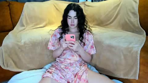 Snapshot of miss_smithx chatting on 11, 5, 2026 Zoee online show from 11, 5, 2026