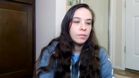 Bella online show from 8, 6, 2026