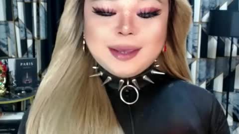 Tyra Davenport online show from 25, 10, 2025