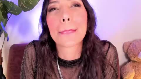 Snapshot of miss_veronica2 chatting on 8, 4, 2026 Miss Veronica online show from 8, 4, 2026
