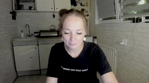 miss_you20 online show from 10, 9, 2025