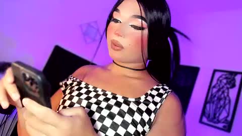 Snapshot of miss_zz chatting on 7, 7, 2026 miss_zz online show from 7, 7, 2026