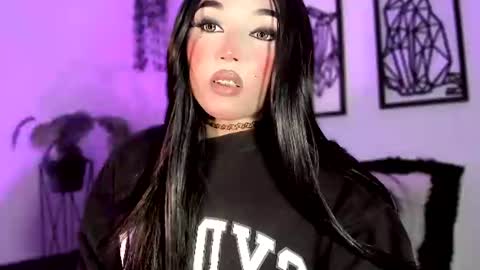 Snapshot of miss_zz chatting on 9, 7, 2026 miss_zz online show from 9, 7, 2026