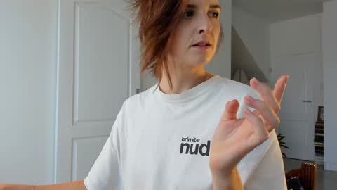 Snapshot of missalexthorn chatting on 18, 3, 2026 Alexandra Thorn online show from 18, 3, 2026