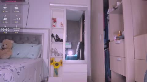 Ameliahs online show from 1, 3, 2025