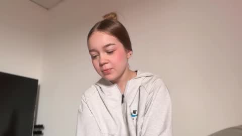 Ameliahs online show from 3, 10, 2025