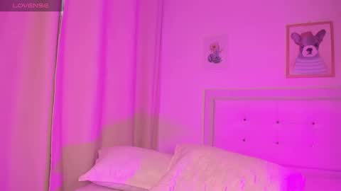 Snapshot of missangeldust chatting on 10, 2, 2025 missangeldust online show from 10, 2, 2025