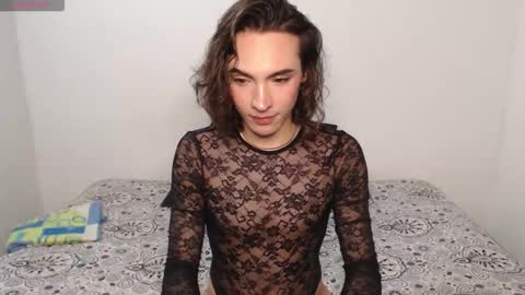 Mis Ari online show from 25, 2, 2026