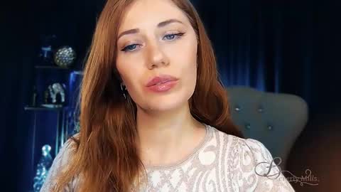 Snapshot of missbeverlymills chatting on 26, 4, 2026 The divine Beverly online show from 26, 4, 2026