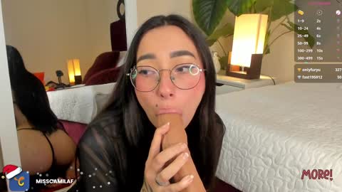 Camila Flores online show from 19, 12, 2024