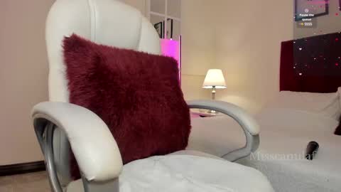 Camila Flores online show from 6, 3, 2025