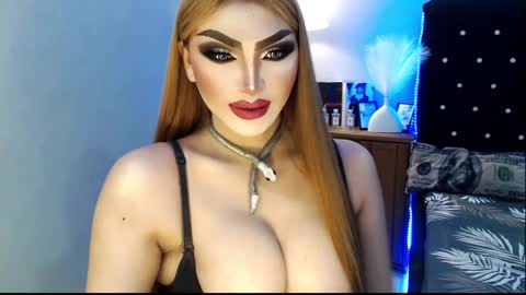 PRIESTESS CHANNEL online show from 8, 1, 2025