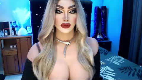 PRIESTESS CHANNEL online show from 1, 2, 2025