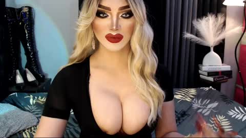 PRIESTESS CHANNEL online show from 4, 3, 2025