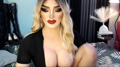 PRIESTESS CHANNEL online show from 5, 3, 2025