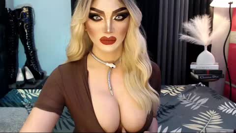 PRIESTESS CHANNEL online show from 11, 3, 2025