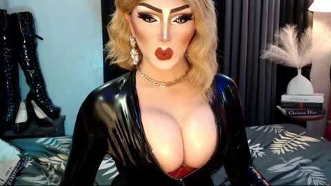 PRIESTESS CHANNEL online show from 17, 9, 2025