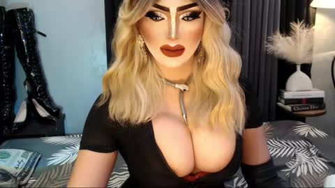 PRIESTESS CHANNEL online show from 5, 11, 2025