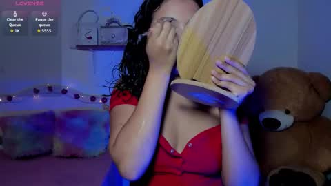 Snapshot of misschelsea01 chatting on 11, 9, 2025 Chelsea online show from 11, 9, 2025