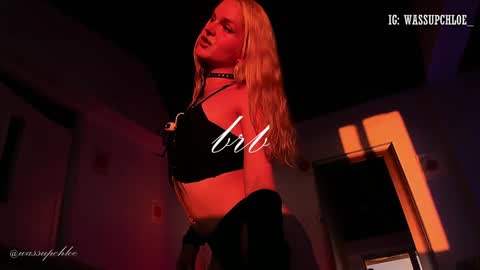 Snapshot of misschloe__ chatting on 29, 12, 2024 Chloe freelance model Please your thumbs up are important online show from 29, 12, 2024