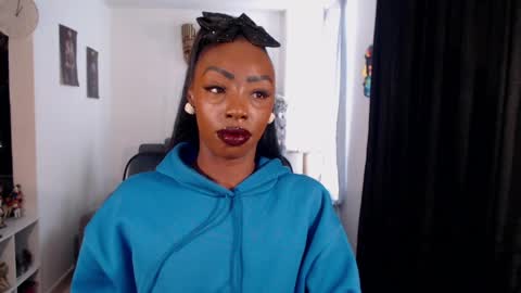 Emilie Diaz online show from 30, 3, 2026