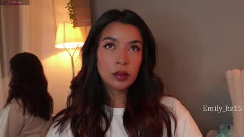 Snapshot of missemily_11 chatting on 11, 5, 2026 Yuliana online show from 11, 5, 2026